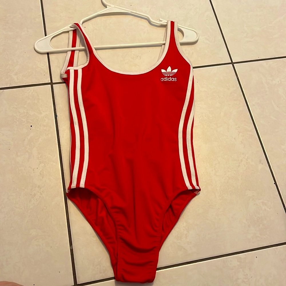 Adidas’s body suit    BRAND NEW